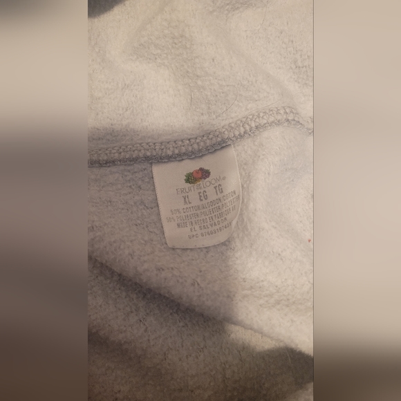 Gray Fruit of the loom Shorts- size XL - Picture 2 of 5